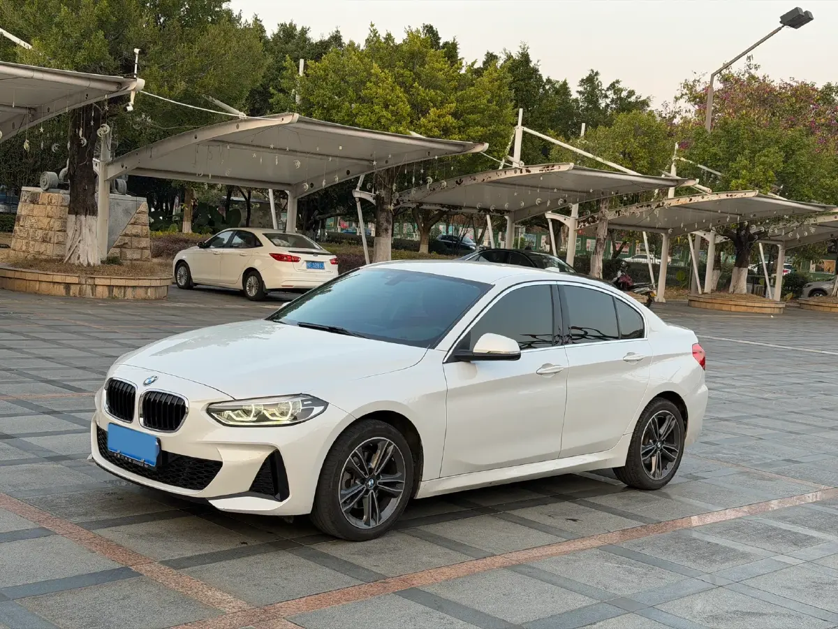 2021 BMW 1 Series 1.5T 140HP L3 7DCT