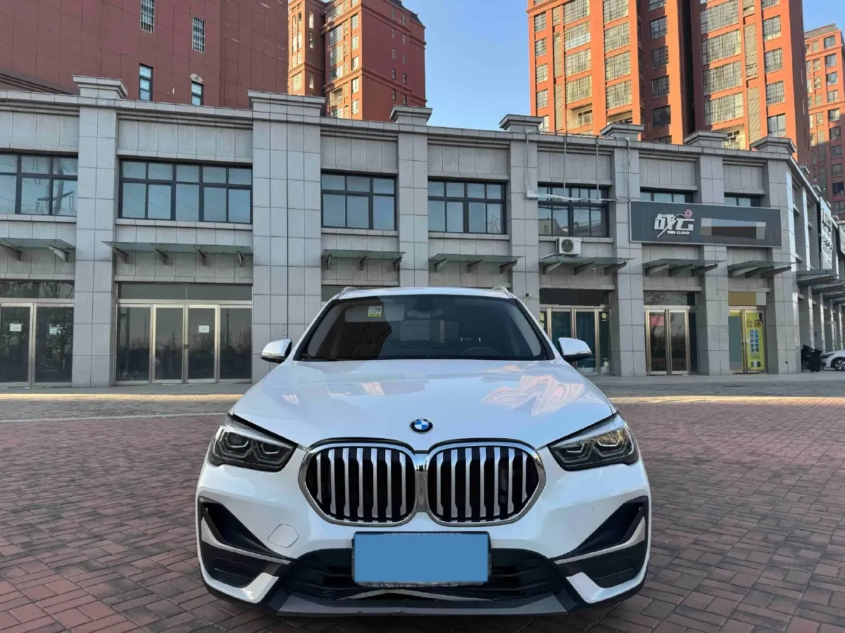 2021 BMW X1 2.0T 192HP L4 7DCT,autocango,china used car exporter,china ev exporter,chinese used car exporter,chinese used ev exporter