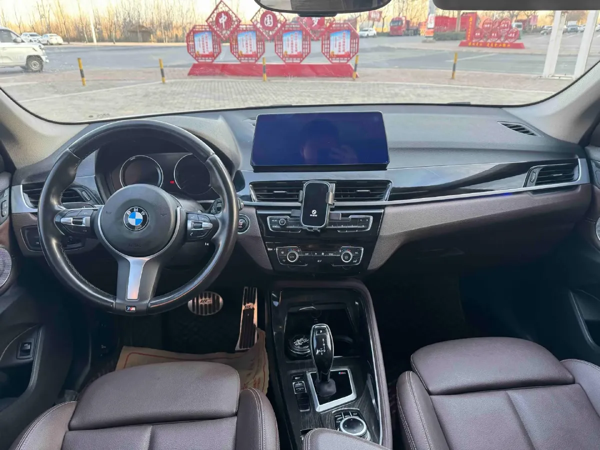 2021 BMW X1 2.0T 192HP L4 7DCT,autocango,china used car exporter,china ev exporter,chinese used car exporter,chinese used ev exporter
