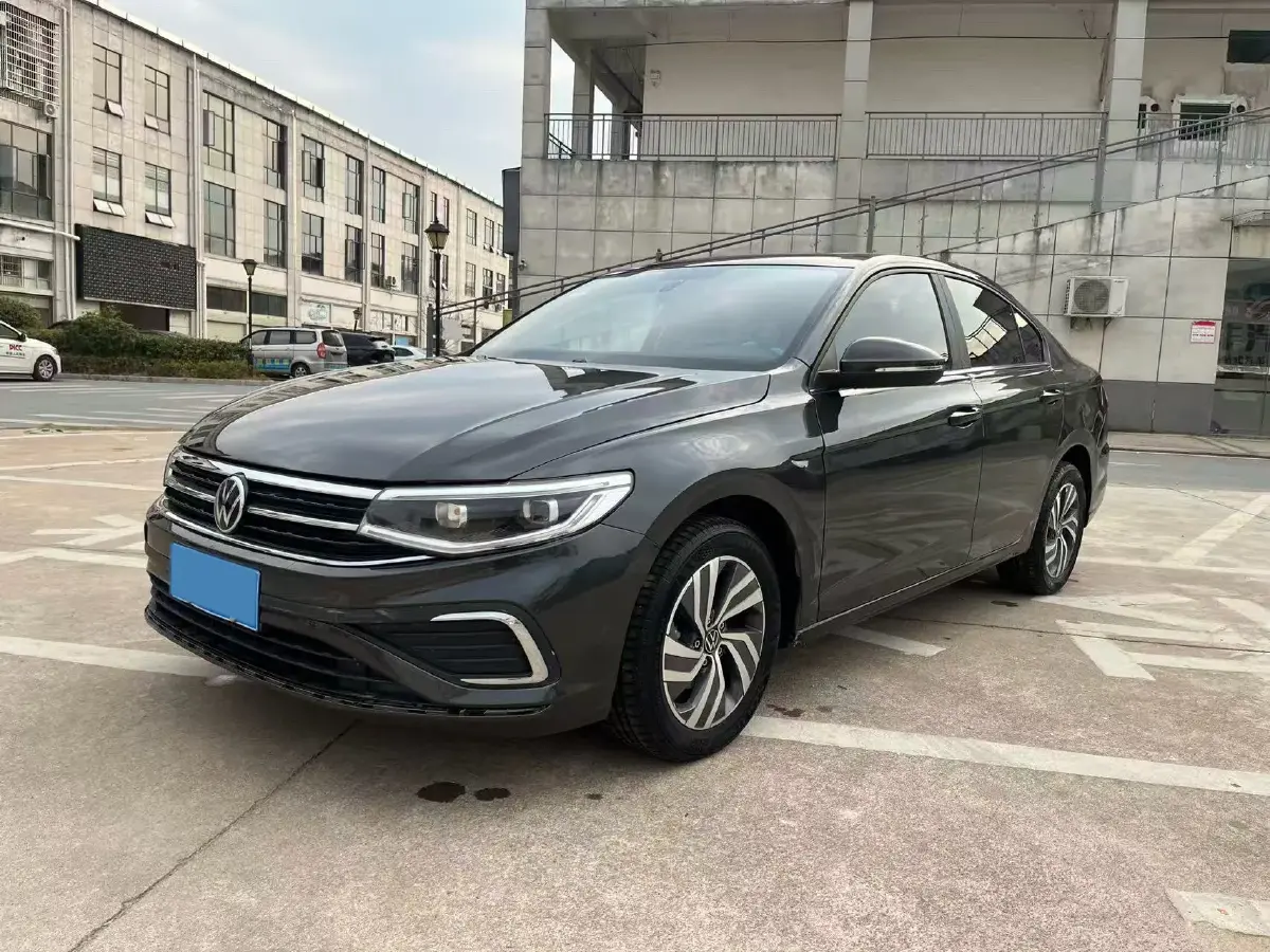 2024 Volkswagen Bora 1.2T 116HP L4 7DCT