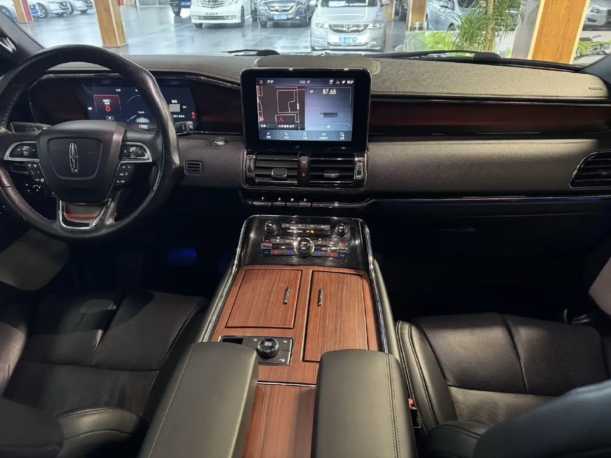 2020 Lincoln Navigator 3.5T 388HP V6 10AT,autocango,china used car exporter,china ev exporter,chinese used car exporter,chinese used ev exporter