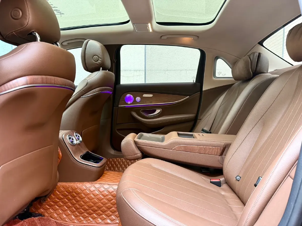 2021 Mercedes-Benz E Class 2.0T 258HP L4 9AT,autocango,china used car exporter,china ev exporter,chinese used car exporter,chinese used ev exporter