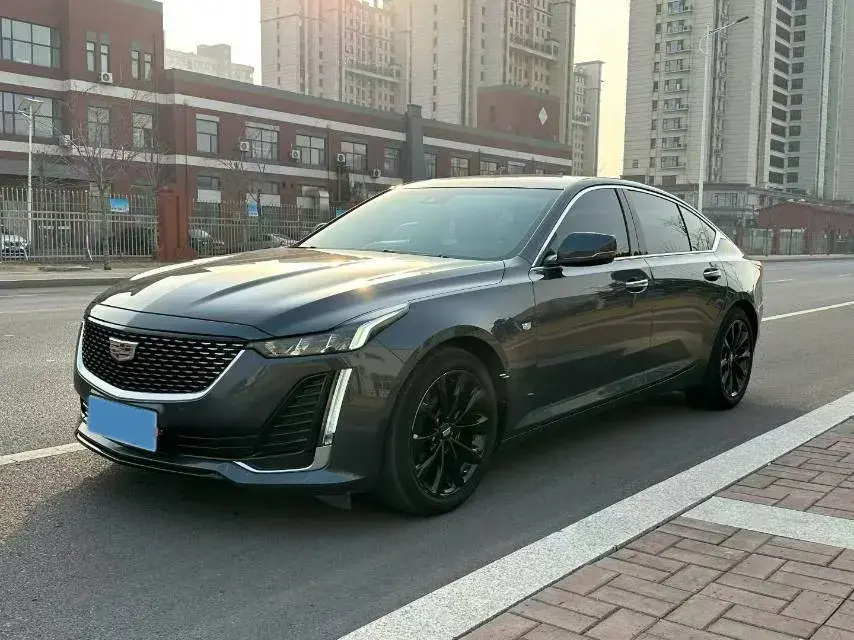 2021 Cadillac CT5 2.0T 237HP L4 10AT