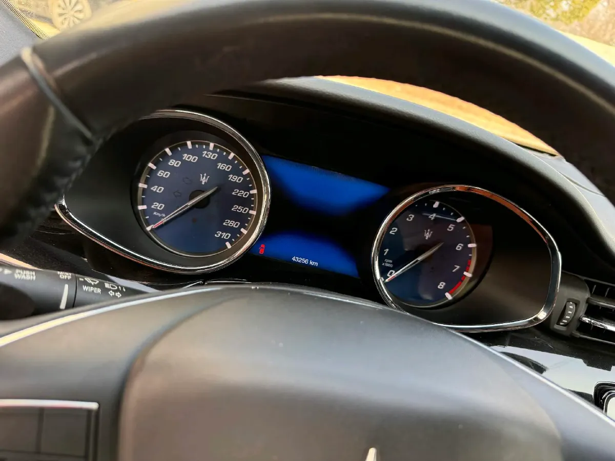 2019 Maserati Quattroporte 3.0T 350HP V6 8AT,autocango,china used car exporter,china ev exporter,chinese used car exporter,chinese used ev exporter