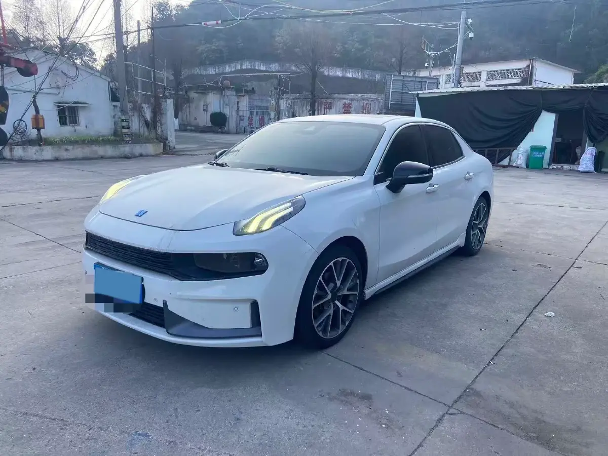 2018 Toyota C-HR 2.0L 171HP L4 CVT