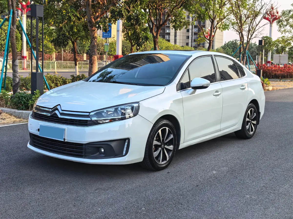 2018 Citroen C4 C-Quatre 1.6L 117HP L4 6AT