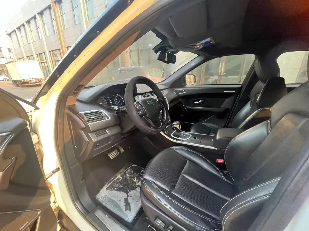 2018 Landwind X7 1.5T 163HP L4 8AT,autocango,china used car exporter,china ev exporter,chinese used car exporter,chinese used ev exporter