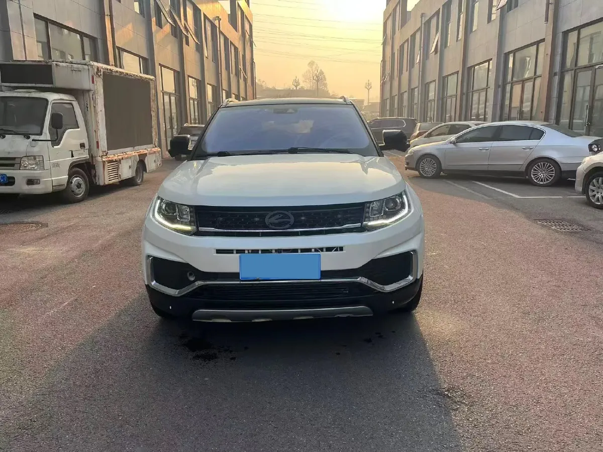 2018 Landwind X7 1.5T 163HP L4 8AT,autocango,china used car exporter,china ev exporter,chinese used car exporter,chinese used ev exporter