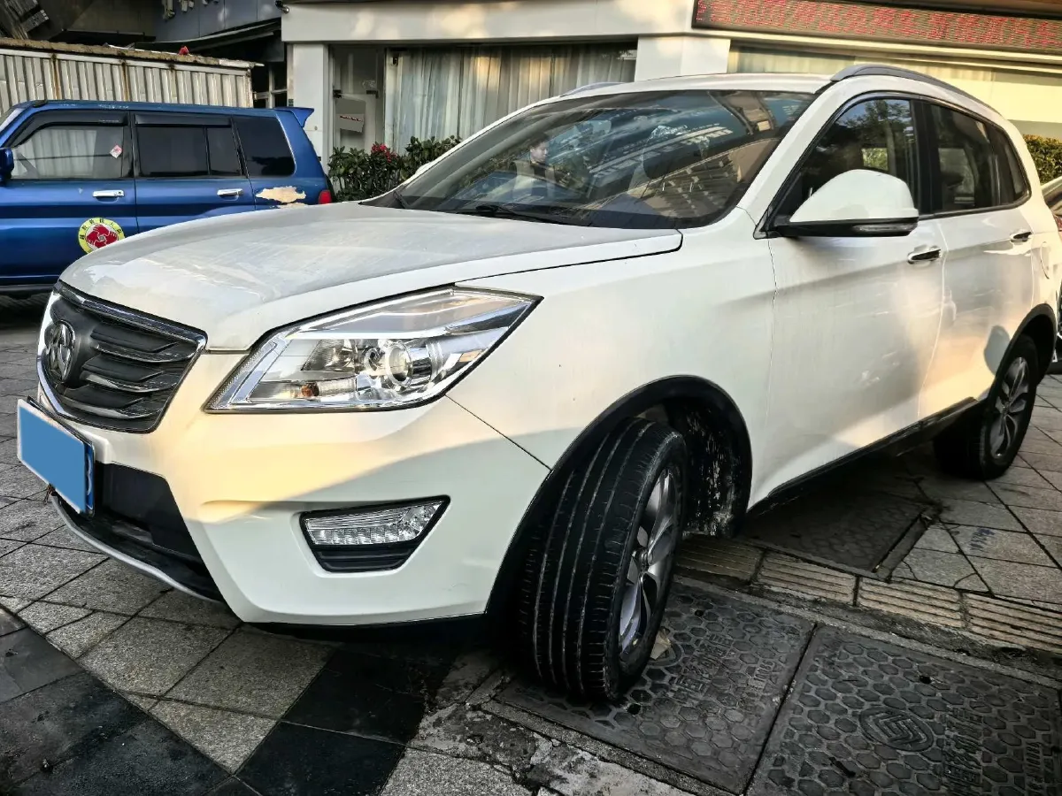 2016 BAIC WeiWang S50 1.5T 150HP L4 CVT,autocango,china used car exporter,china ev exporter,chinese used car exporter,chinese used ev exporter