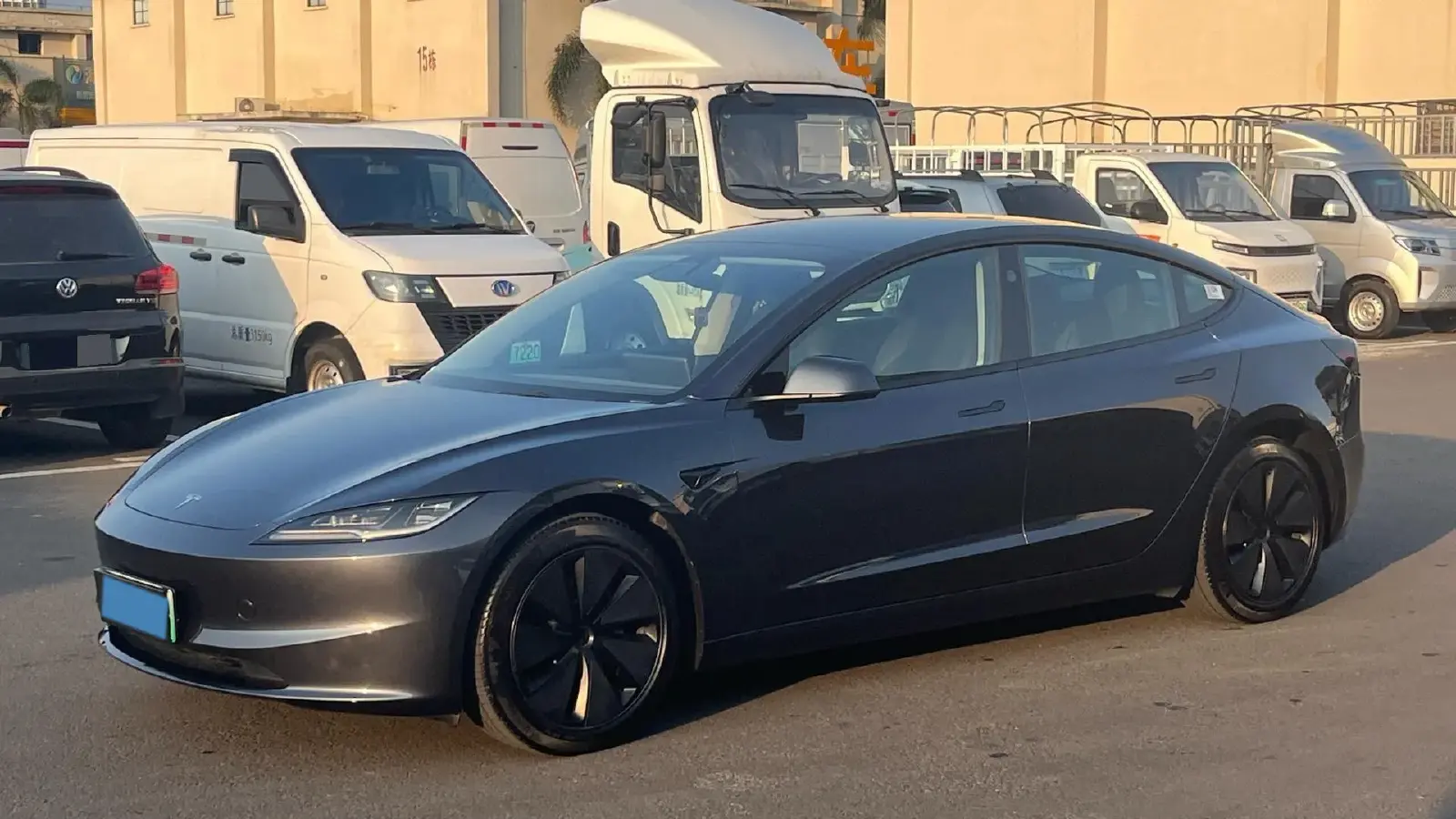 2023 HYPTEC GT BEV 80KWH