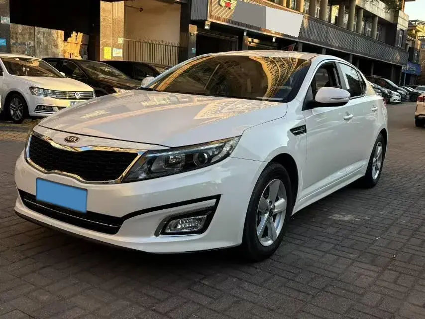 2015 Kia K5 2.0L 162HP L4 6AT