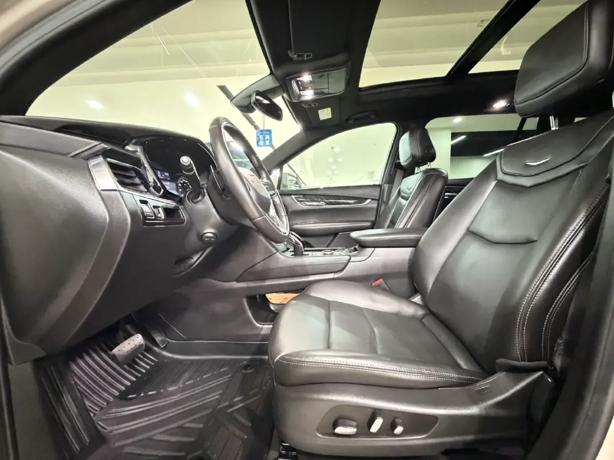 2021 Cadillac XT6 2.0T 237HP L4 9AT,autocango,china used car exporter,china ev exporter,chinese used car exporter,chinese used ev exporter