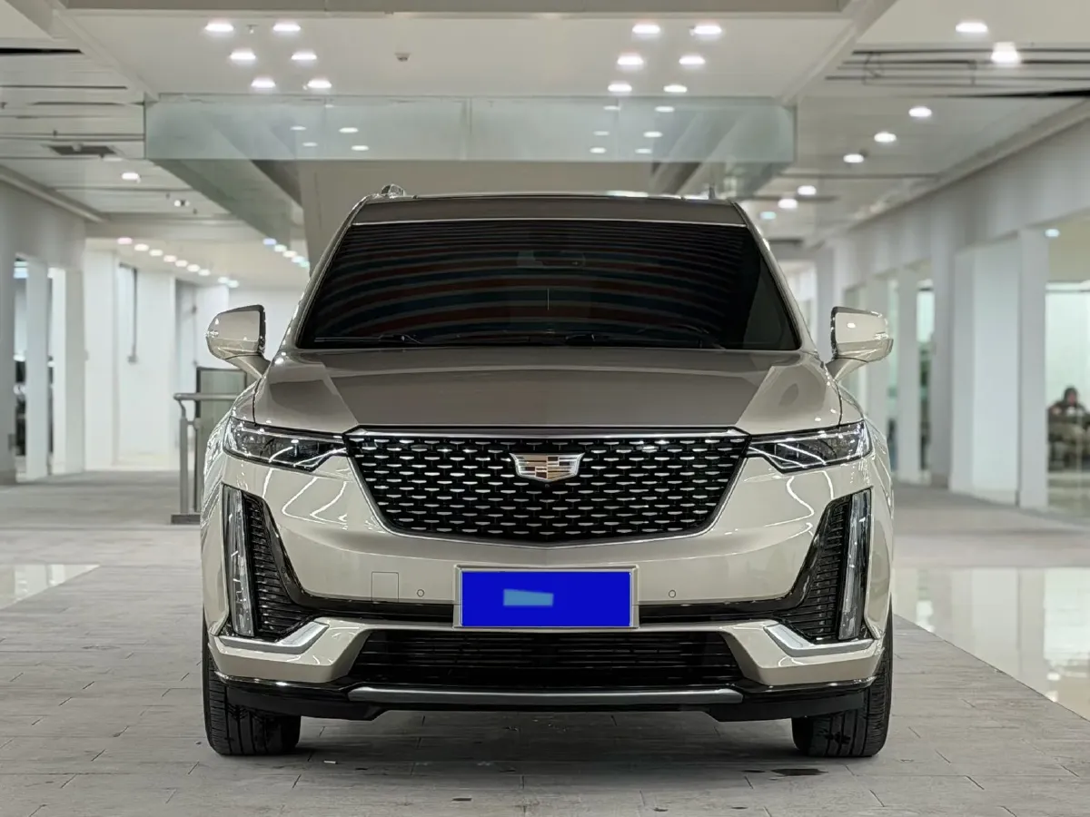 2021 Cadillac XT6 2.0T 237HP L4 9AT,autocango,china used car exporter,china ev exporter,chinese used car exporter,chinese used ev exporter