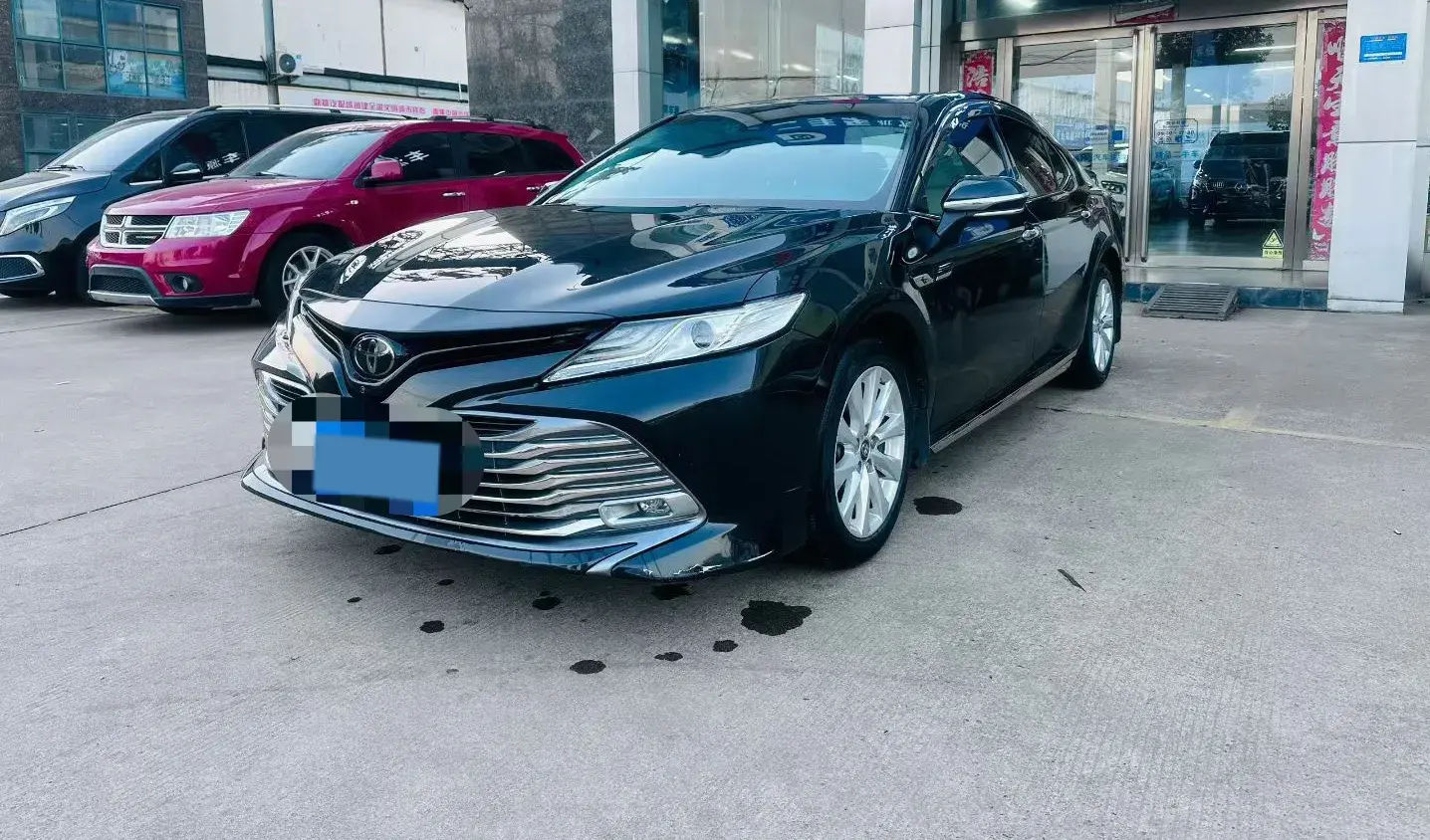 2018 Toyota Camry 2.5L 209HP L4 8AT