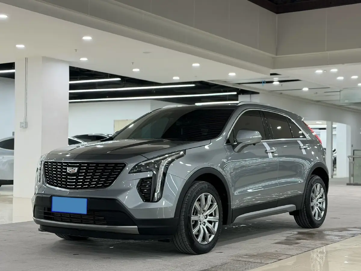 2023 Cadillac XT4 2.0T 237HP L4 9AT