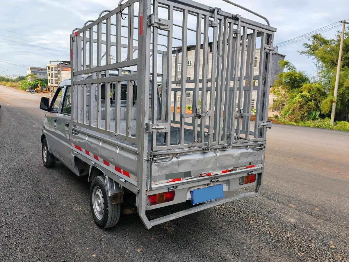 2021 ChangAn Kaicene ShenQi T30 1.6L 122HP L4 5MT,autocango,china used car exporter,china ev exporter,chinese used car exporter,chinese used ev exporter