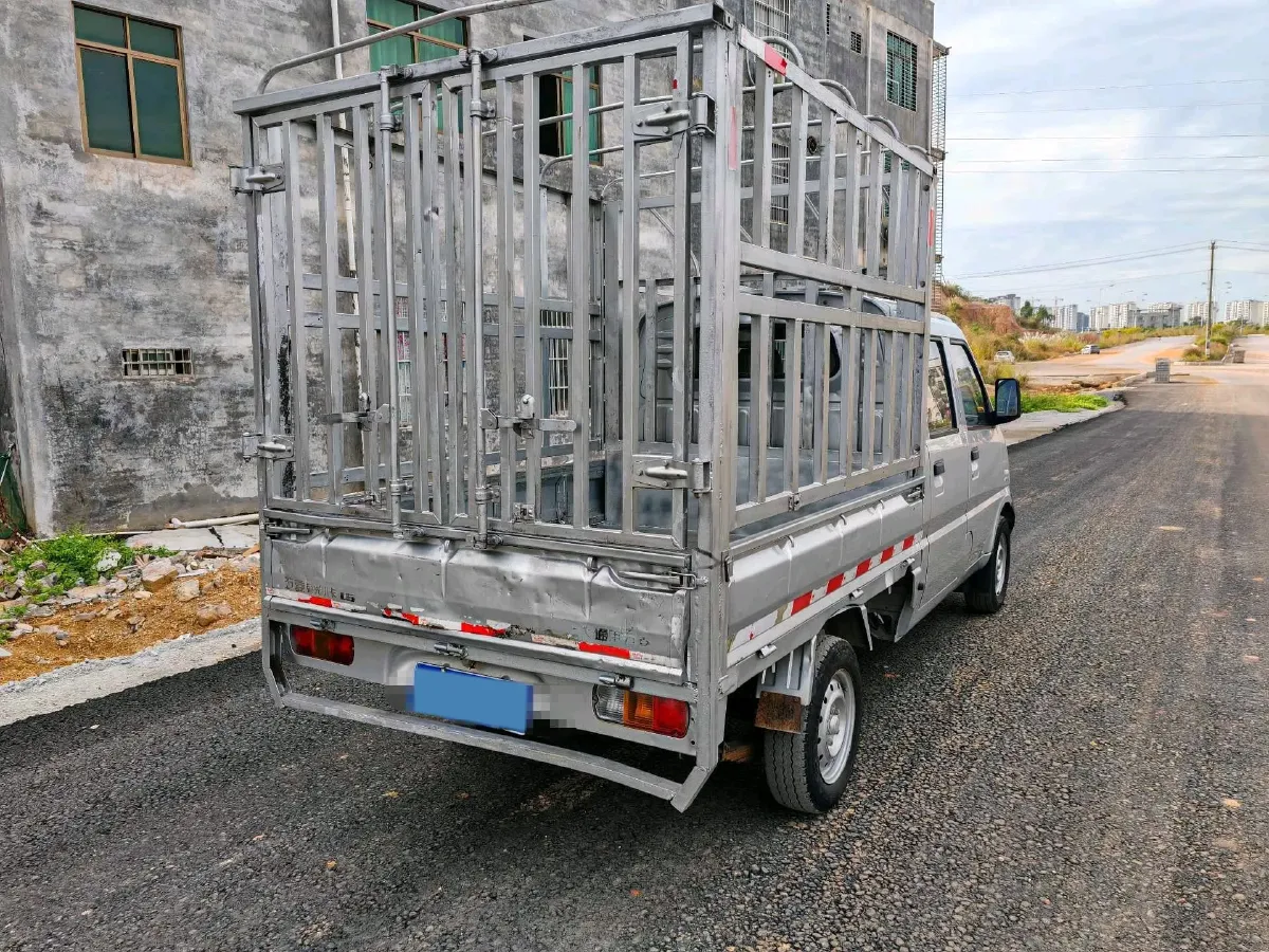 2021 ChangAn Kaicene ShenQi T30 1.6L 122HP L4 5MT,autocango,china used car exporter,china ev exporter,chinese used car exporter,chinese used ev exporter