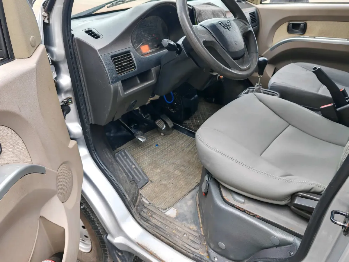 2021 ChangAn Kaicene ShenQi T30 1.6L 122HP L4 5MT,autocango,china used car exporter,china ev exporter,chinese used car exporter,chinese used ev exporter