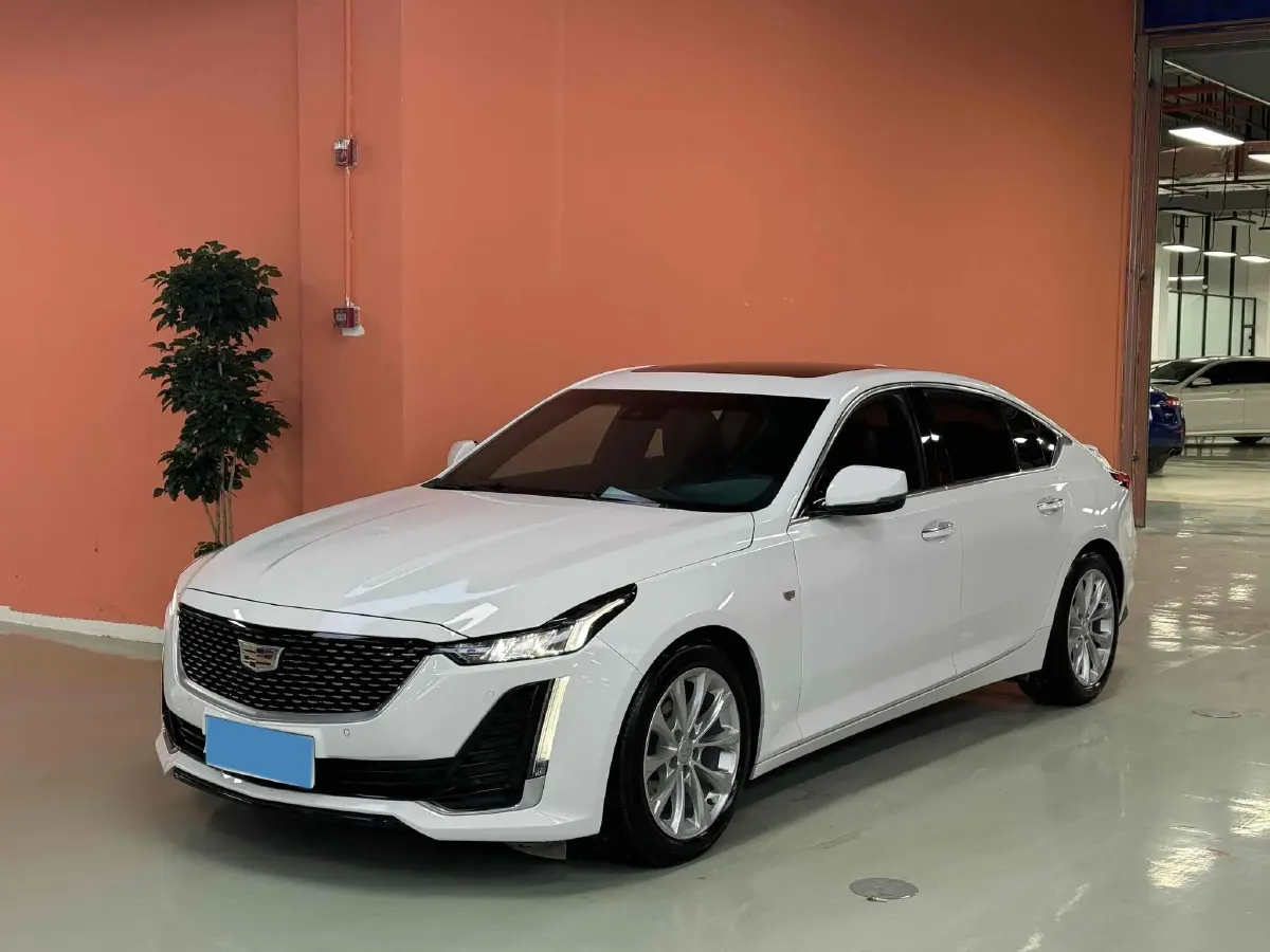 2021 Cadillac CT5 2.0T 237HP L4 10AT