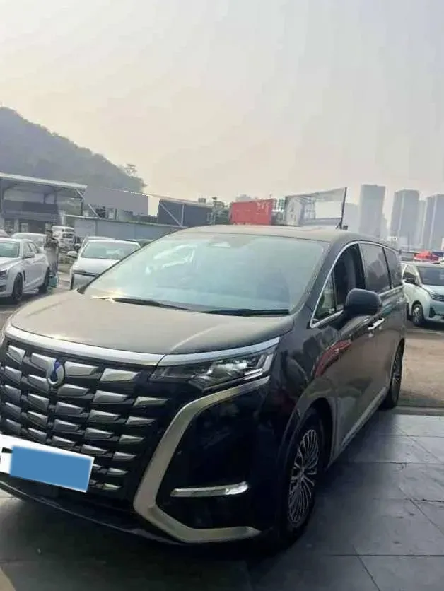 2022 Mercedes-Benz GLC Class 2.0T 197HP L4 9AT,autocango,china used car exporter,china ev exporter,chinese used car exporter,chinese used ev exporter