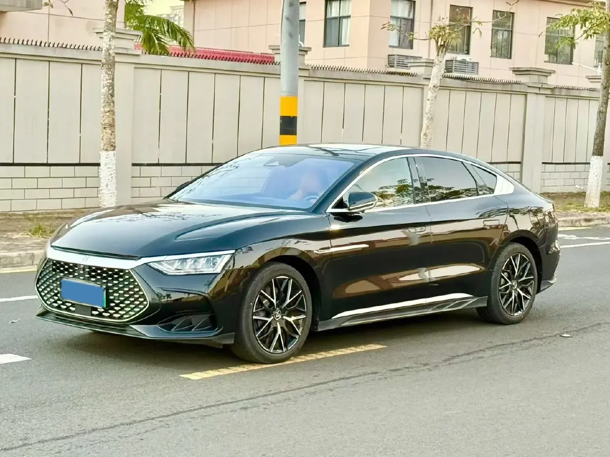 2022 Infiniti Q50L 2.0T 211HP L4 7AT