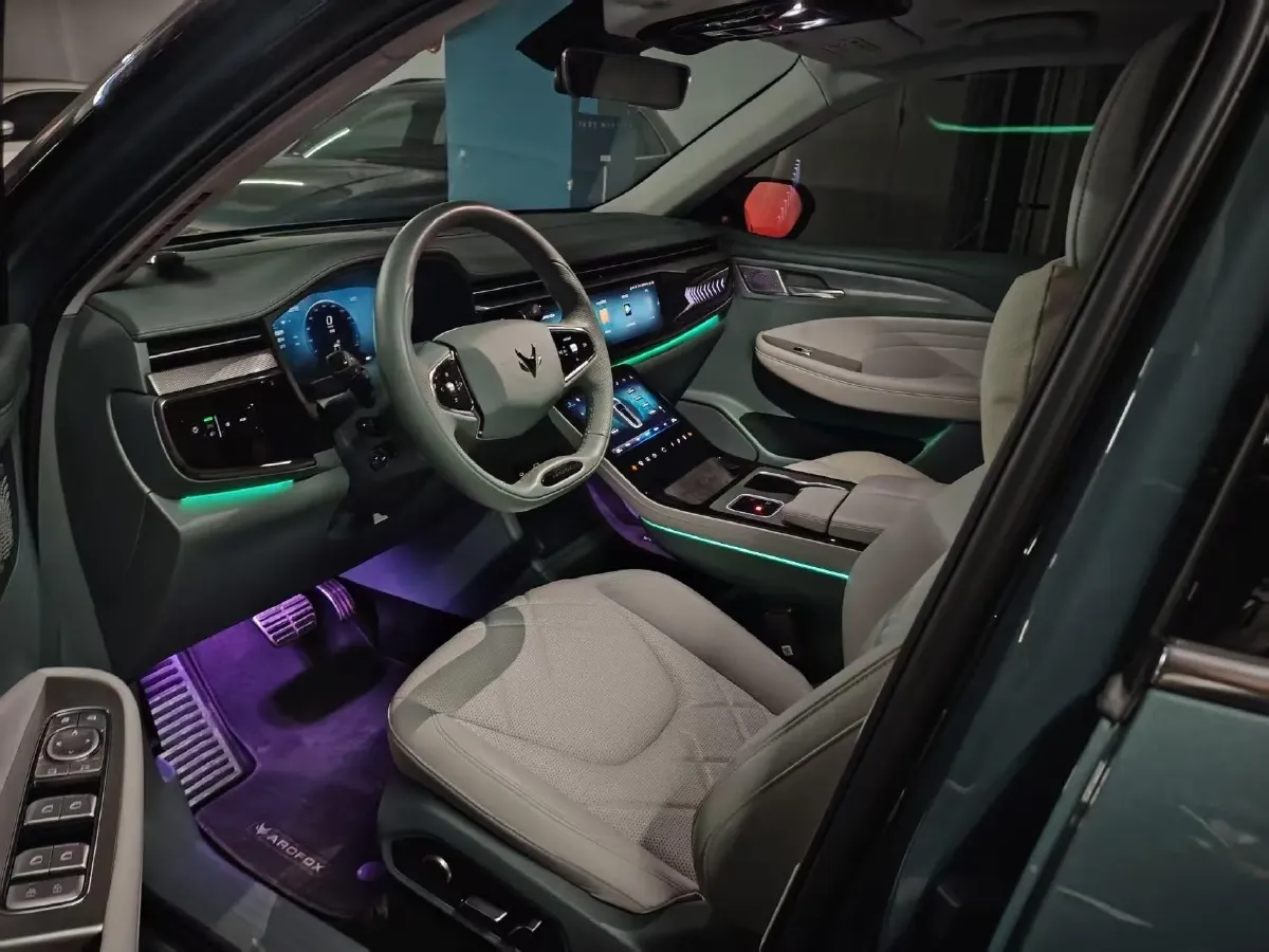 2023 ARCFOX αT BEV 93.6KWH,autocango,china used car exporter,china ev exporter,chinese used car exporter,chinese used ev exporter