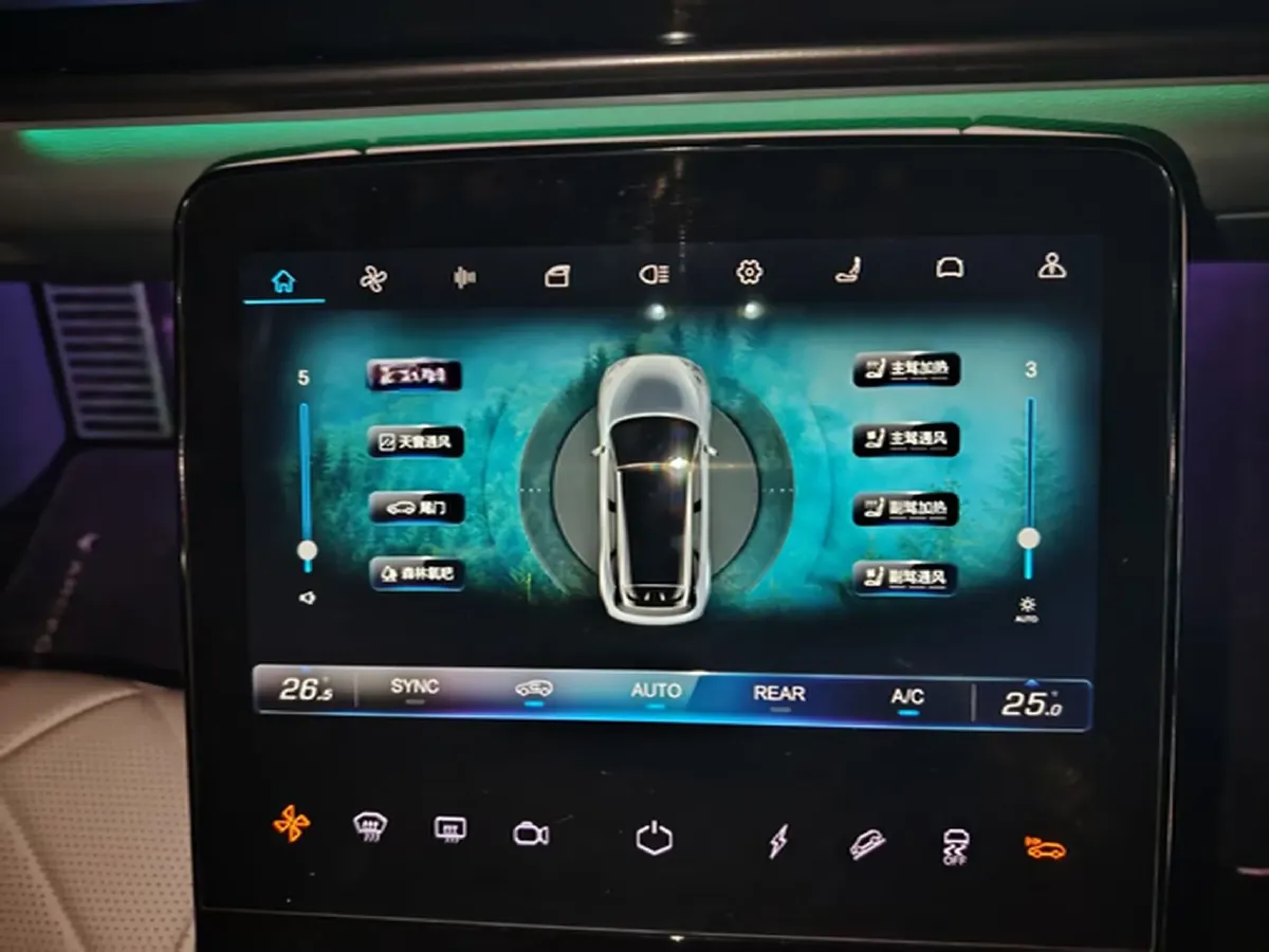 2023 ARCFOX αT BEV 93.6KWH,autocango,china used car exporter,china ev exporter,chinese used car exporter,chinese used ev exporter