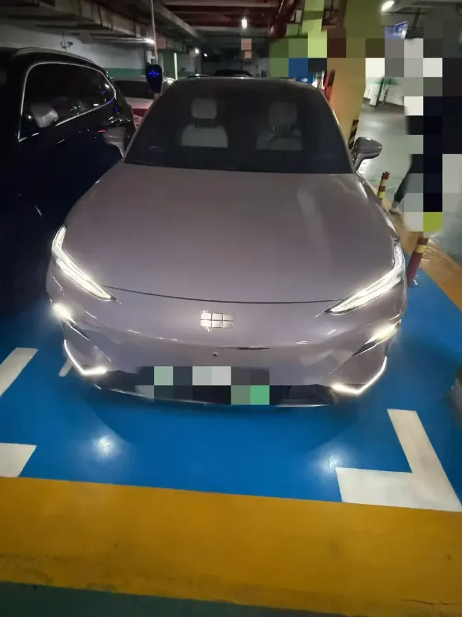 2024 Geely Galaxy E8 BEV 62KWH,autocango,china used car exporter,china ev exporter,chinese used car exporter,chinese used ev exporter