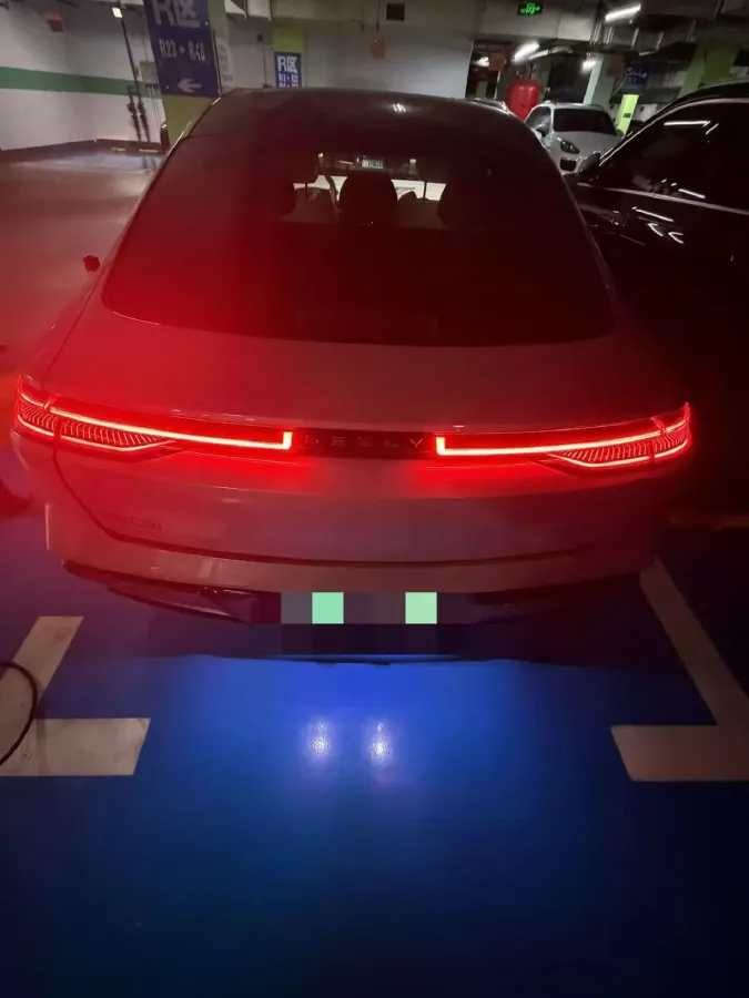 2024 Geely Galaxy E8 BEV 62KWH,autocango,china used car exporter,china ev exporter,chinese used car exporter,chinese used ev exporter