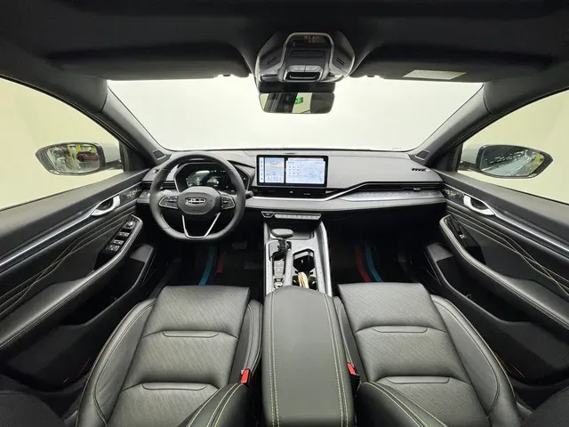 2023 Geely Preface 1.5T 181HP L4 7DCT,autocango,china used car exporter,china ev exporter,chinese used car exporter,chinese used ev exporter