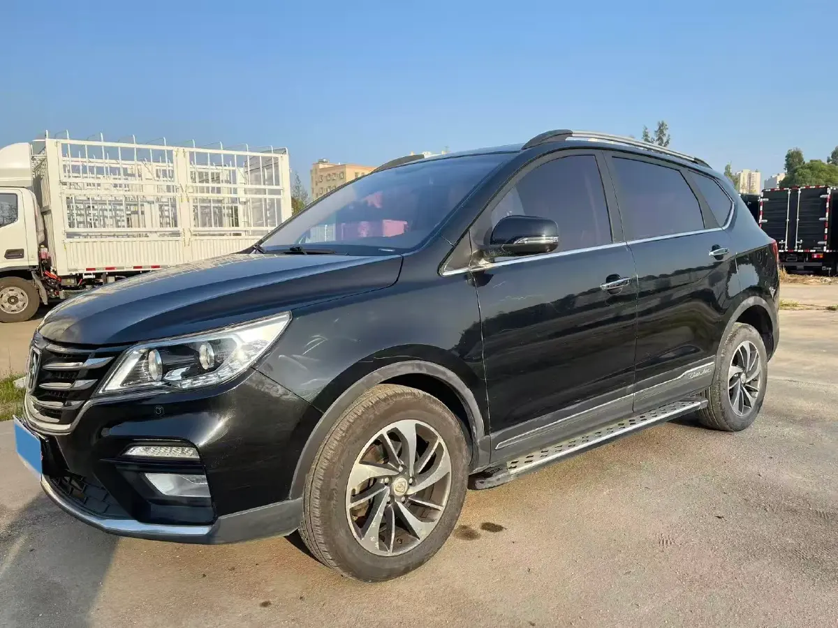2017 BaoJun 560 1.5T 150HP L4 6MT