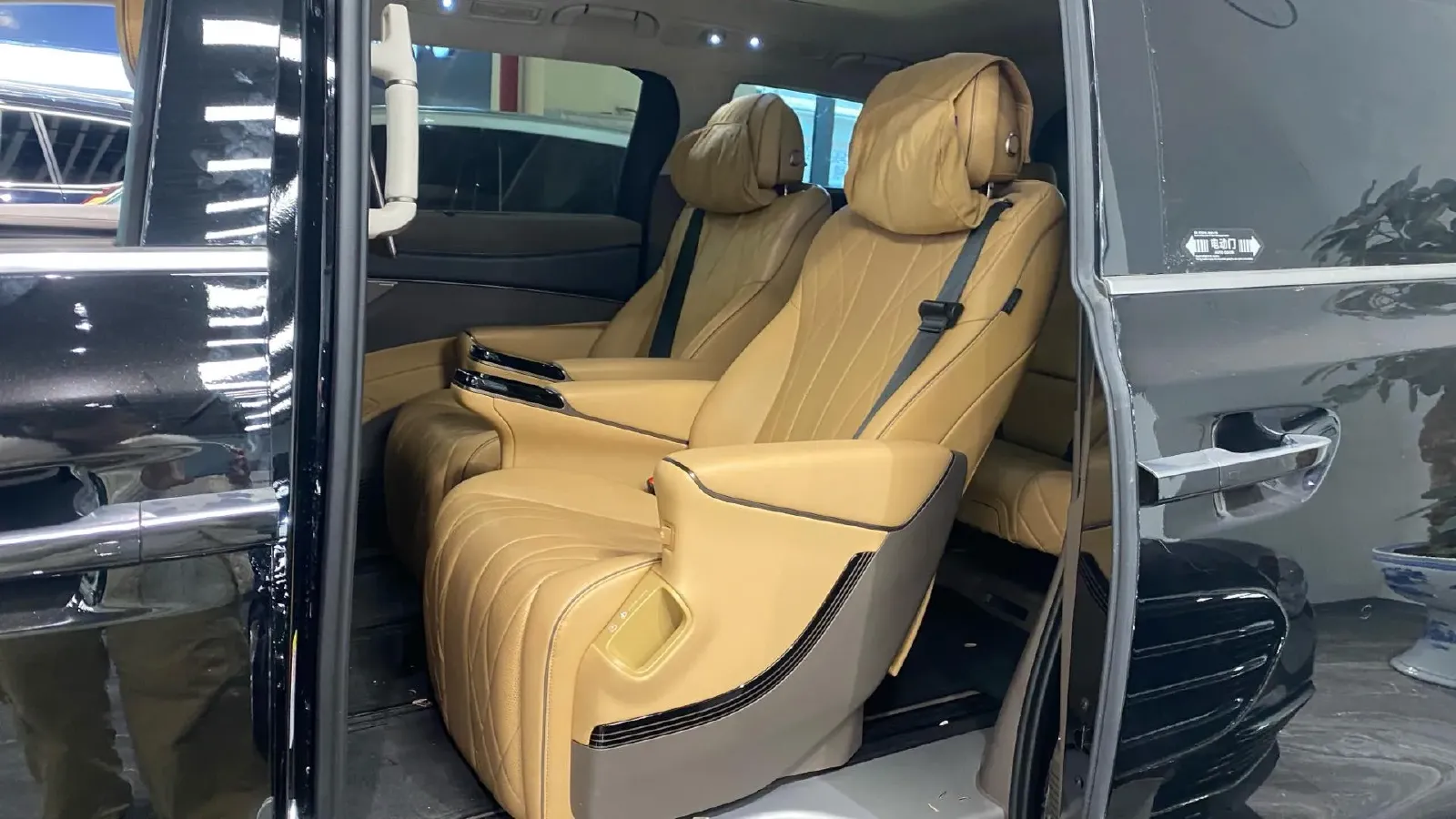 2022 Honda Odyssey 2.0L 146HP L4 E-CVT Hybrid,autocango,china used car exporter,china ev exporter,chinese used car exporter,chinese used ev exporter