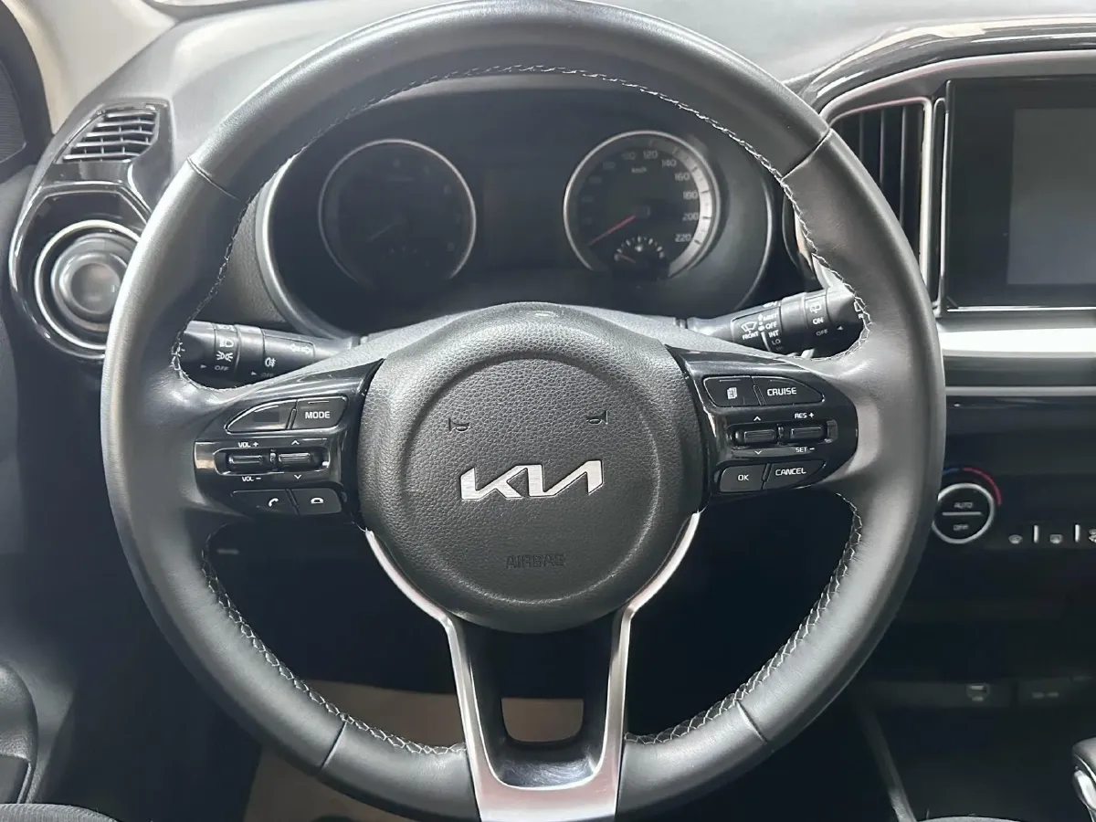 2021 Kia KX1 1.4L 100HP L4 CVT,autocango,china used car exporter,china ev exporter,chinese used car exporter,chinese used ev exporter