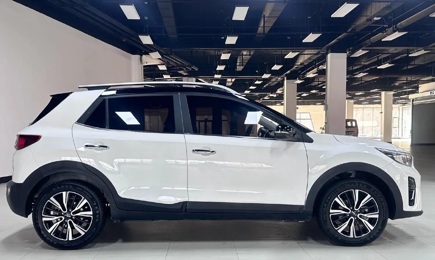2021 Kia KX1 1.4L 100HP L4 CVT,autocango,china used car exporter,china ev exporter,chinese used car exporter,chinese used ev exporter