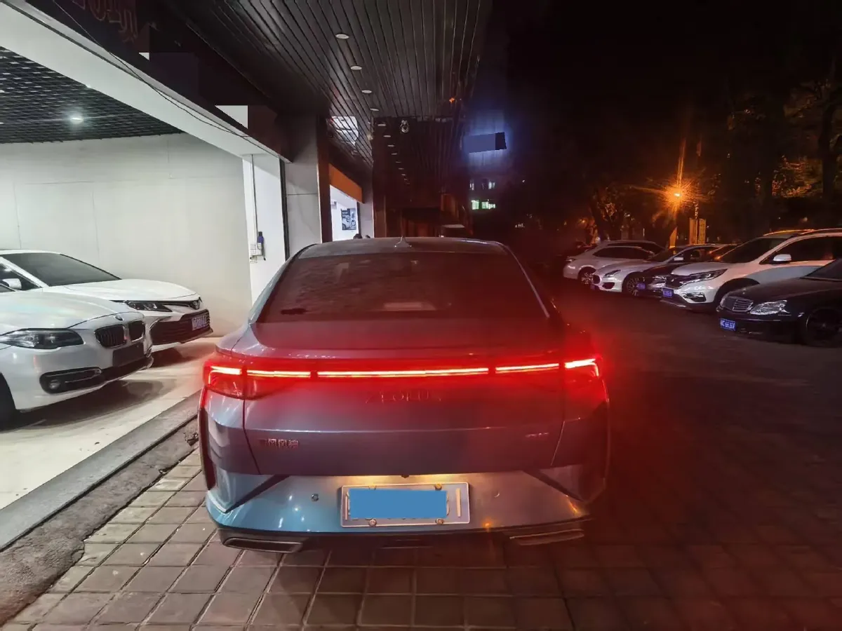 2020 DongFeng Aeolus YiXuan 1.5T 150HP L4 6DCT,autocango,china used car exporter,china ev exporter,chinese used car exporter,chinese used ev exporter