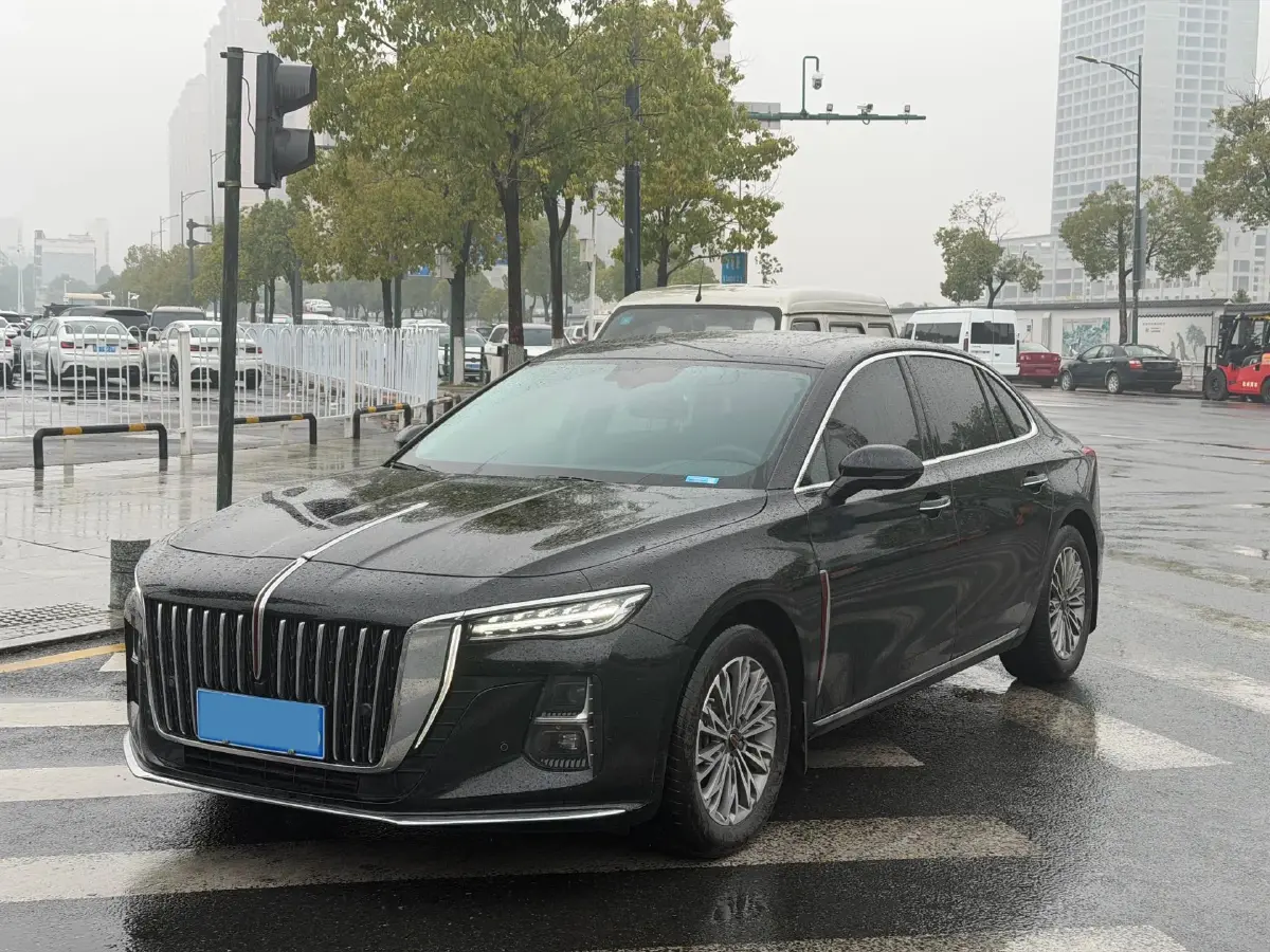 2023 HongQi H5 1.5T 169HP L4 7DCT