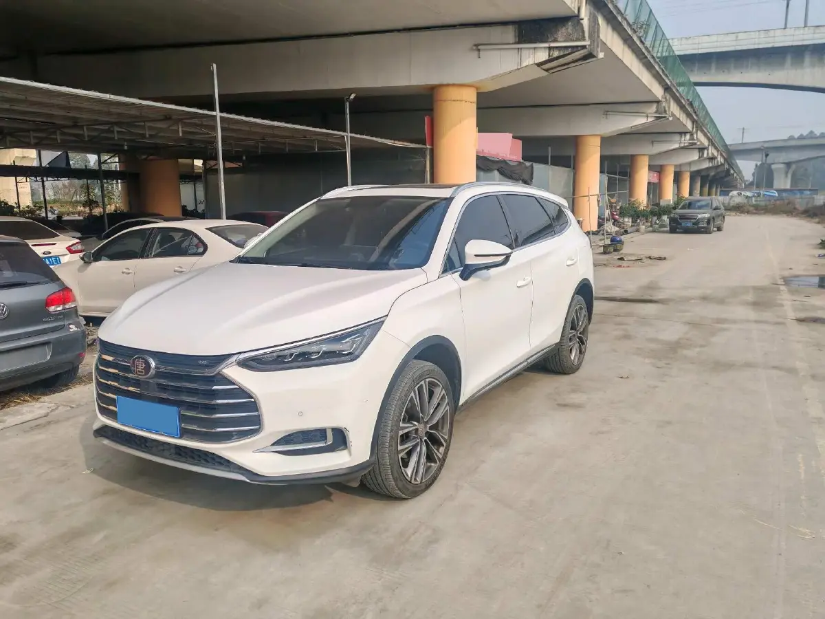 2018 BYD Tang 2.0T 205HP L4 6AT