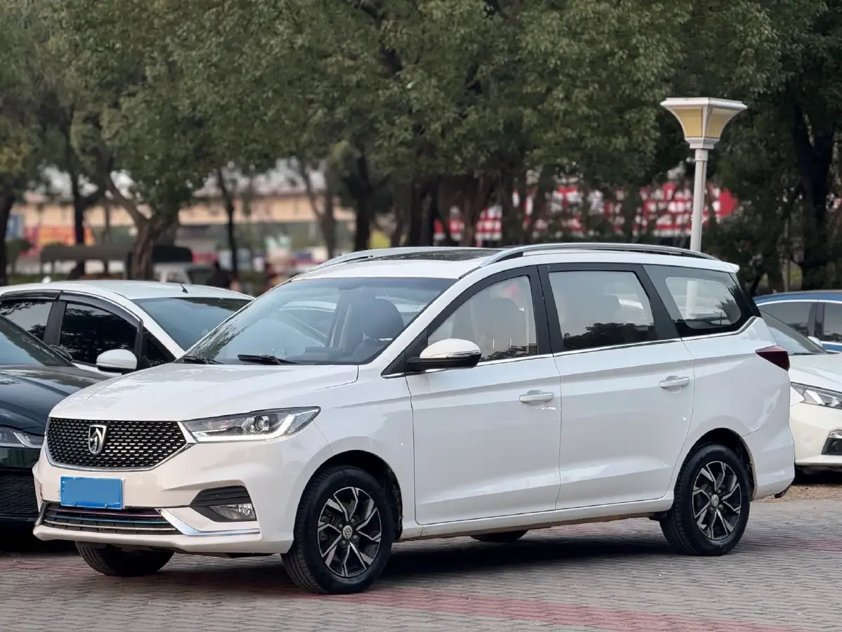 2019 BaoJun 360 1.5L 99HP L4 6MT