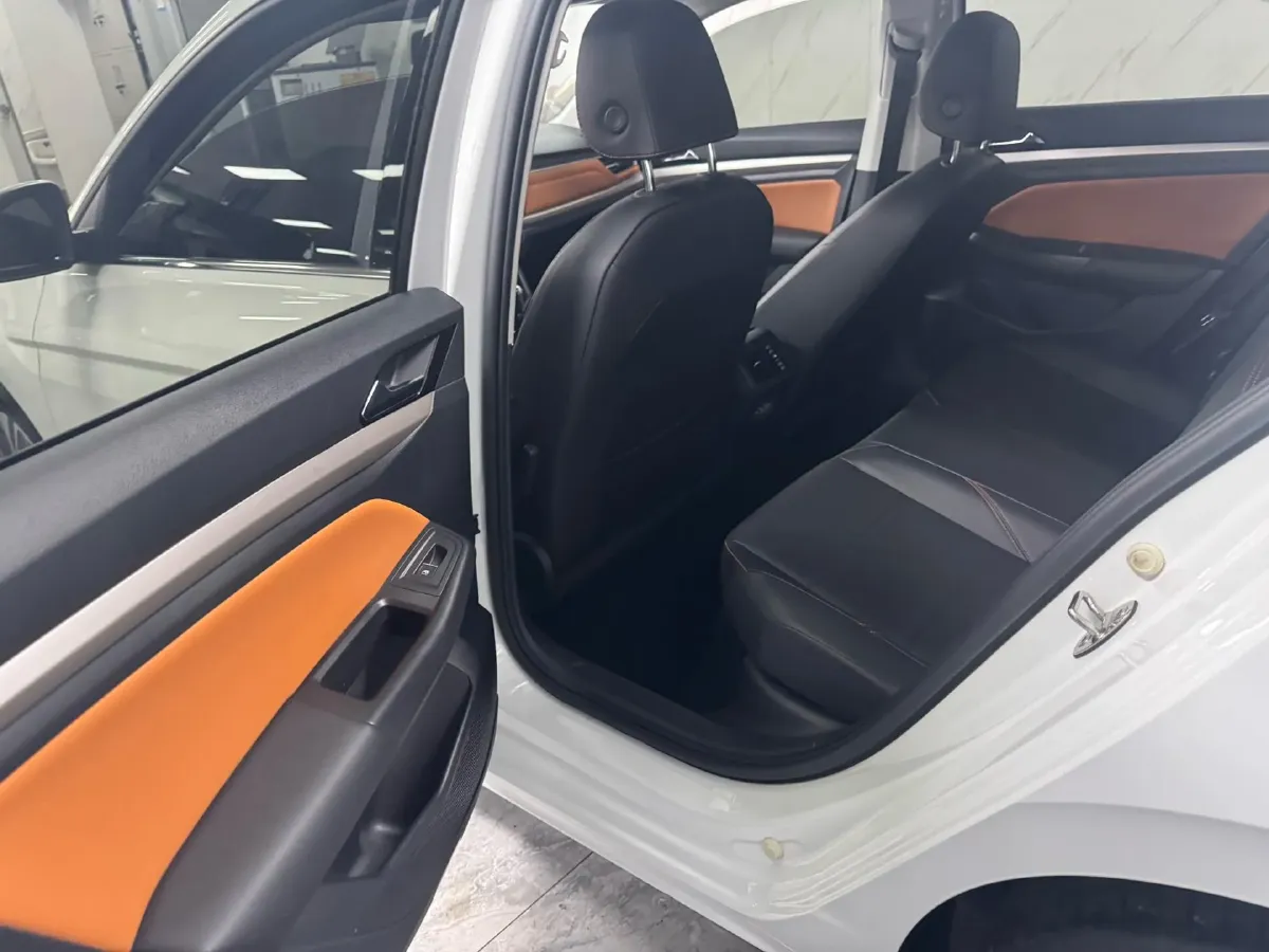 2023 Volkswagen Bora 1.2T 116HP L4 7DCT,autocango,china used car exporter,china ev exporter,chinese used car exporter,chinese used ev exporter