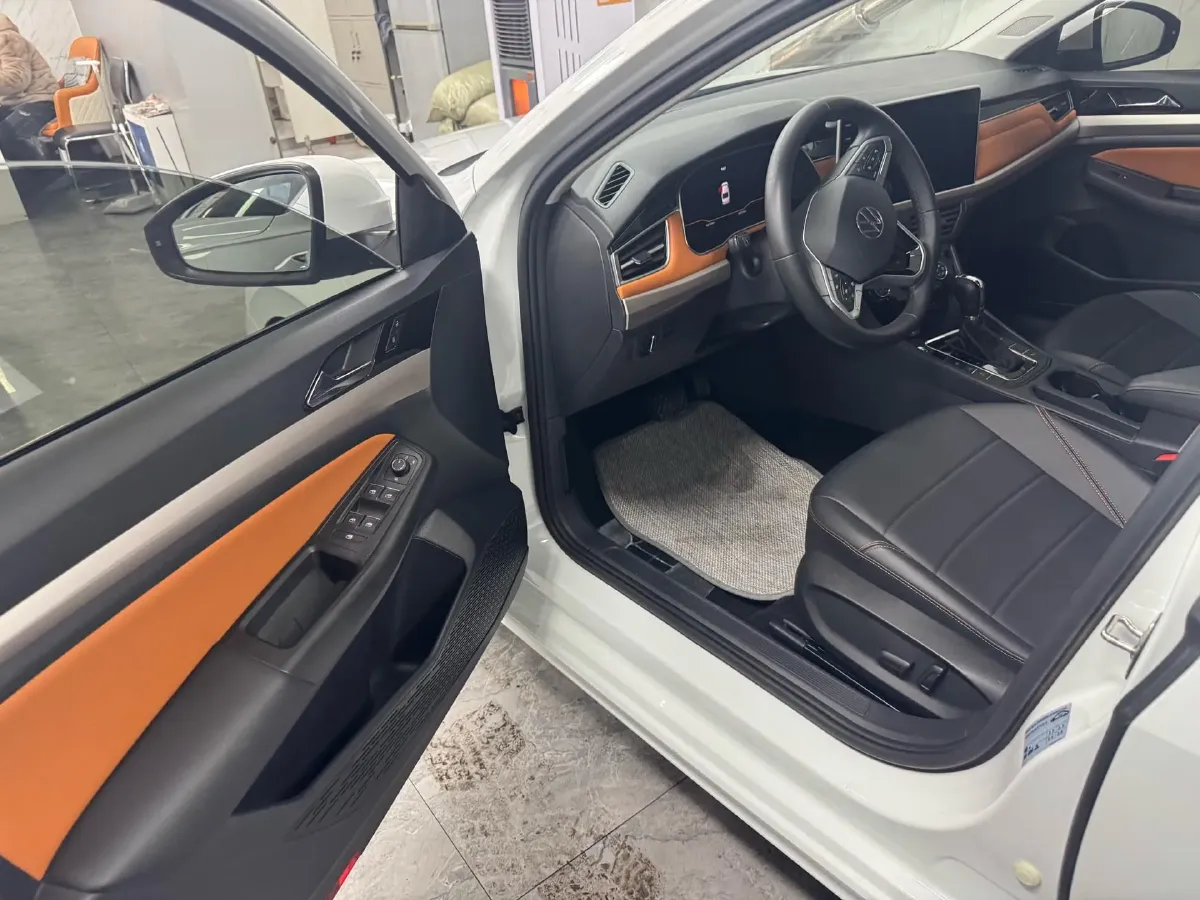 2023 Volkswagen Bora 1.2T 116HP L4 7DCT,autocango,china used car exporter,china ev exporter,chinese used car exporter,chinese used ev exporter