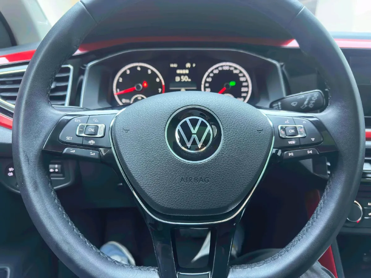 2021 DongFeng Aeolus AX7 1.6T 170HP L4 6AT,autocango,china used car exporter,china ev exporter,chinese used car exporter,chinese used ev exporter