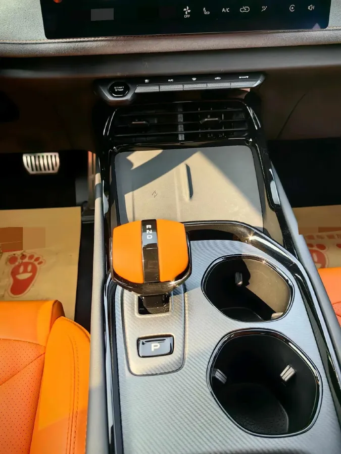 2025 ChangAn UNI-V 1.5T 192HP L4 7DCT,autocango,china used car exporter,china ev exporter,chinese used car exporter,chinese used ev exporter