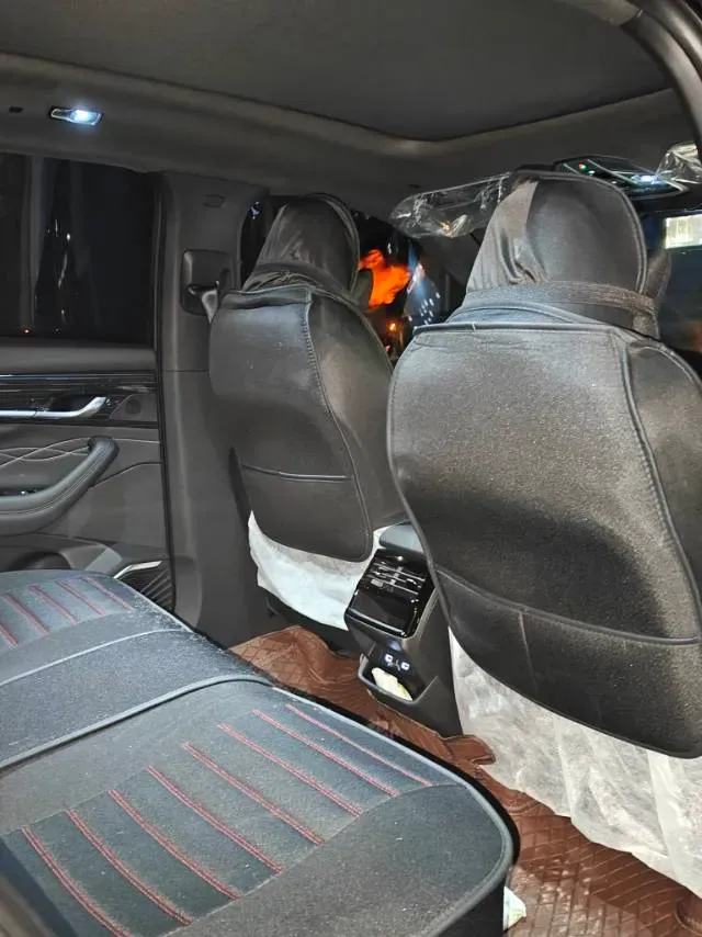 2025 Geely Monjaro 2.0T 238HP L4 8AT,autocango,china used car exporter,china ev exporter,chinese used car exporter,chinese used ev exporter