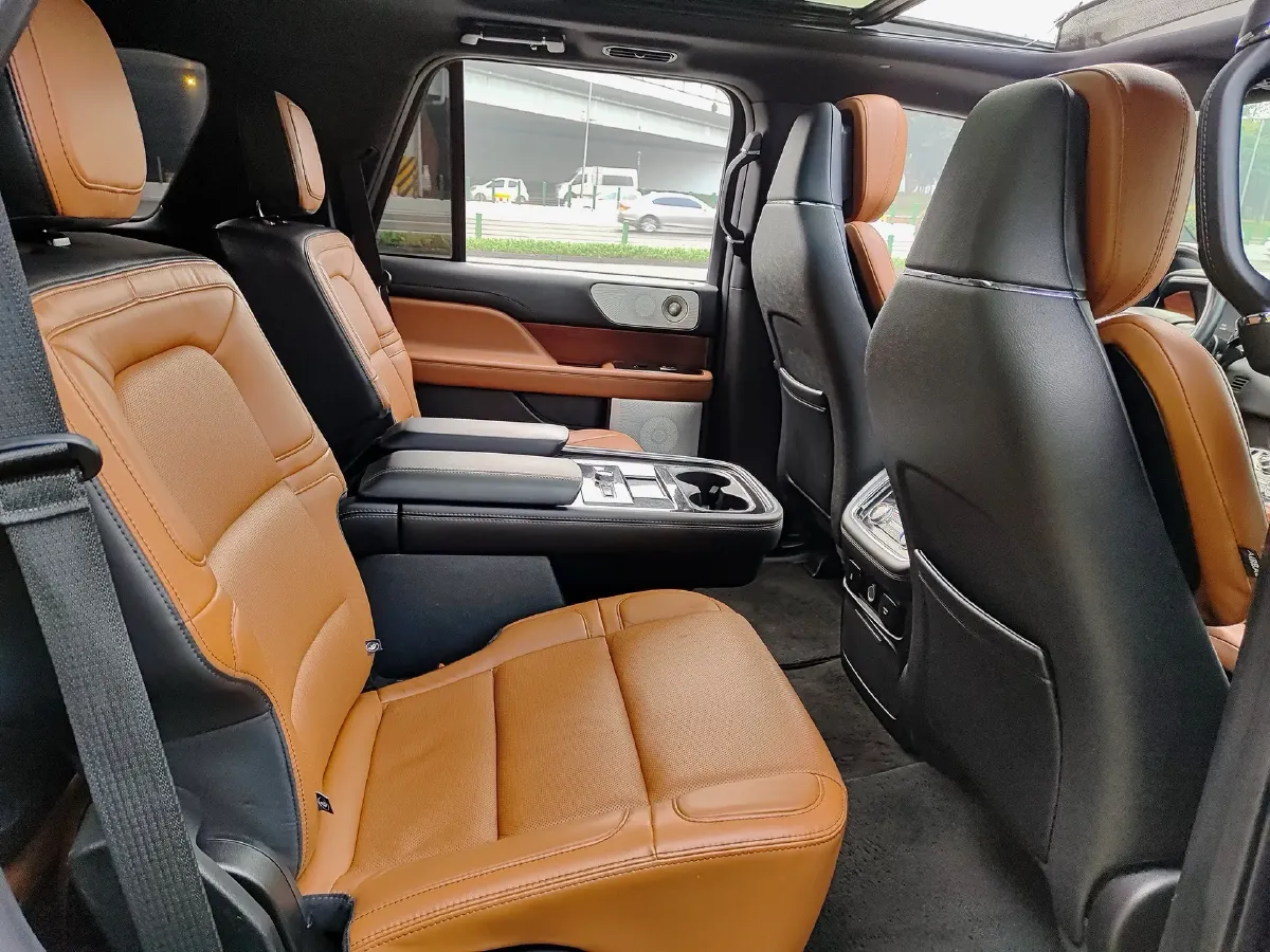 2020 Lincoln Navigator 3.5T 388HP V6 10AT,autocango,china used car exporter,china ev exporter,chinese used car exporter,chinese used ev exporter