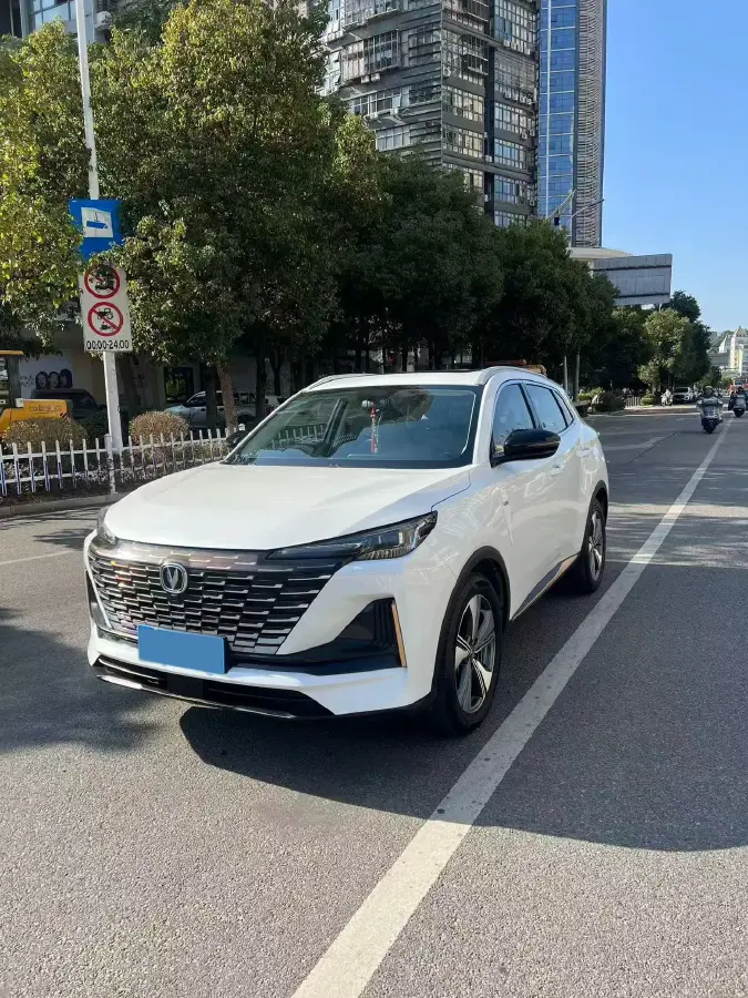 2022 ChangAn CS55 Plus 1.5T 180HP L4 7DCT