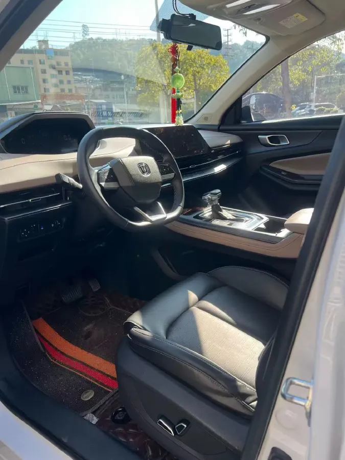 2022 ChangAn CS55 Plus 1.5T 180HP L4 7DCT,autocango,china used car exporter,china ev exporter,chinese used car exporter,chinese used ev exporter