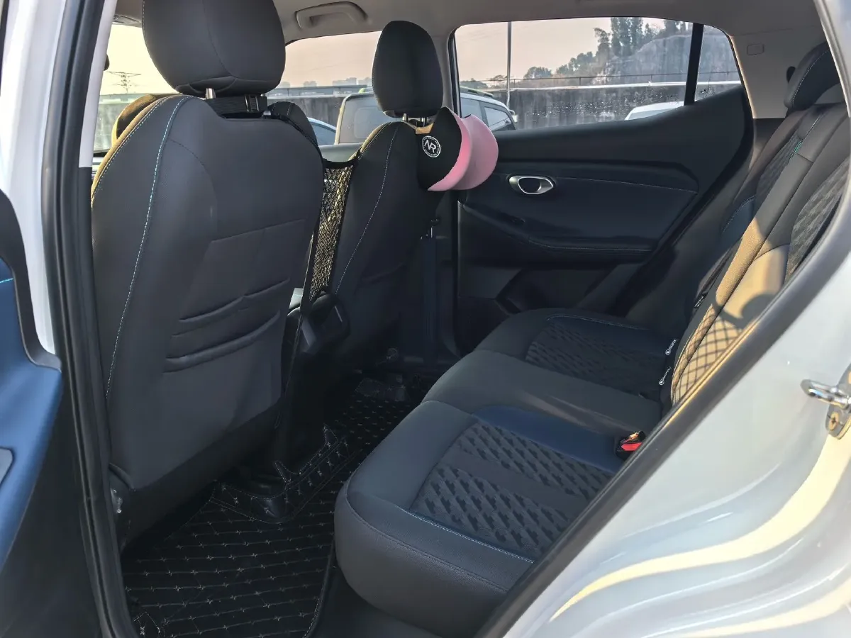 2023 GAC Trumpchi GS3 1.5T 177HP L4 7DCT,autocango,china used car exporter,china ev exporter,chinese used car exporter,chinese used ev exporter