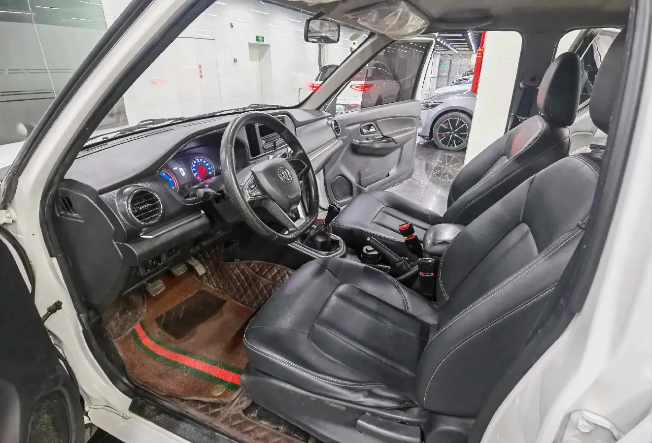 2023 Dongfeng RuiQi 2.4T 165HP L4 5MT,autocango,china used car exporter,china ev exporter,chinese used car exporter,chinese used ev exporter