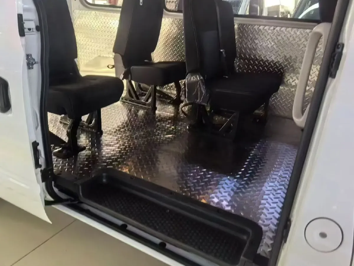 2021 DongFeng DFAC YuFeng 2.3T 136HP L4 6MT,autocango,china used car exporter,china ev exporter,chinese used car exporter,chinese used ev exporter