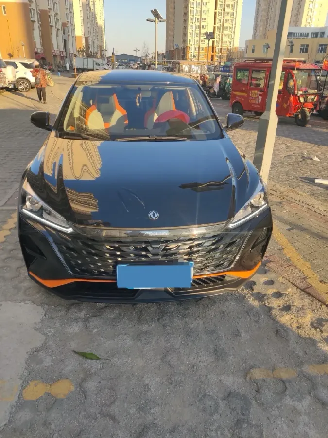 2023 DongFeng Aeolus YiXuan 1.5L 125HP L4 6DCT,autocango,china used car exporter,china ev exporter,chinese used car exporter,chinese used ev exporter